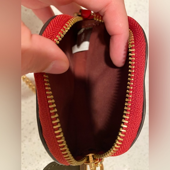 NWT Coach Strawberry Coin Pouch - Picture 8 of 10